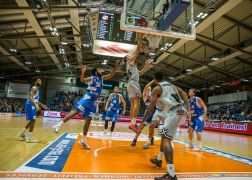 Jena Paderborn 23102021 00065